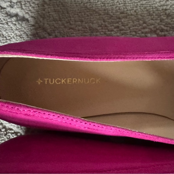 Tuckernuck fuchsia pink loafers Shoes Lily tortoise shell chain Link suede 9 - Picture 3 of 10